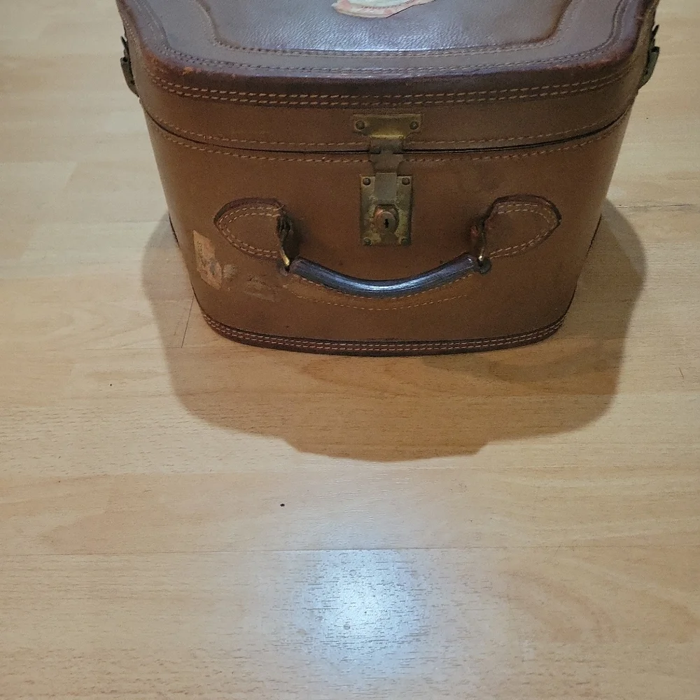Unique Vintage luggage For a Havana hat...? leather w/ original travel stickers